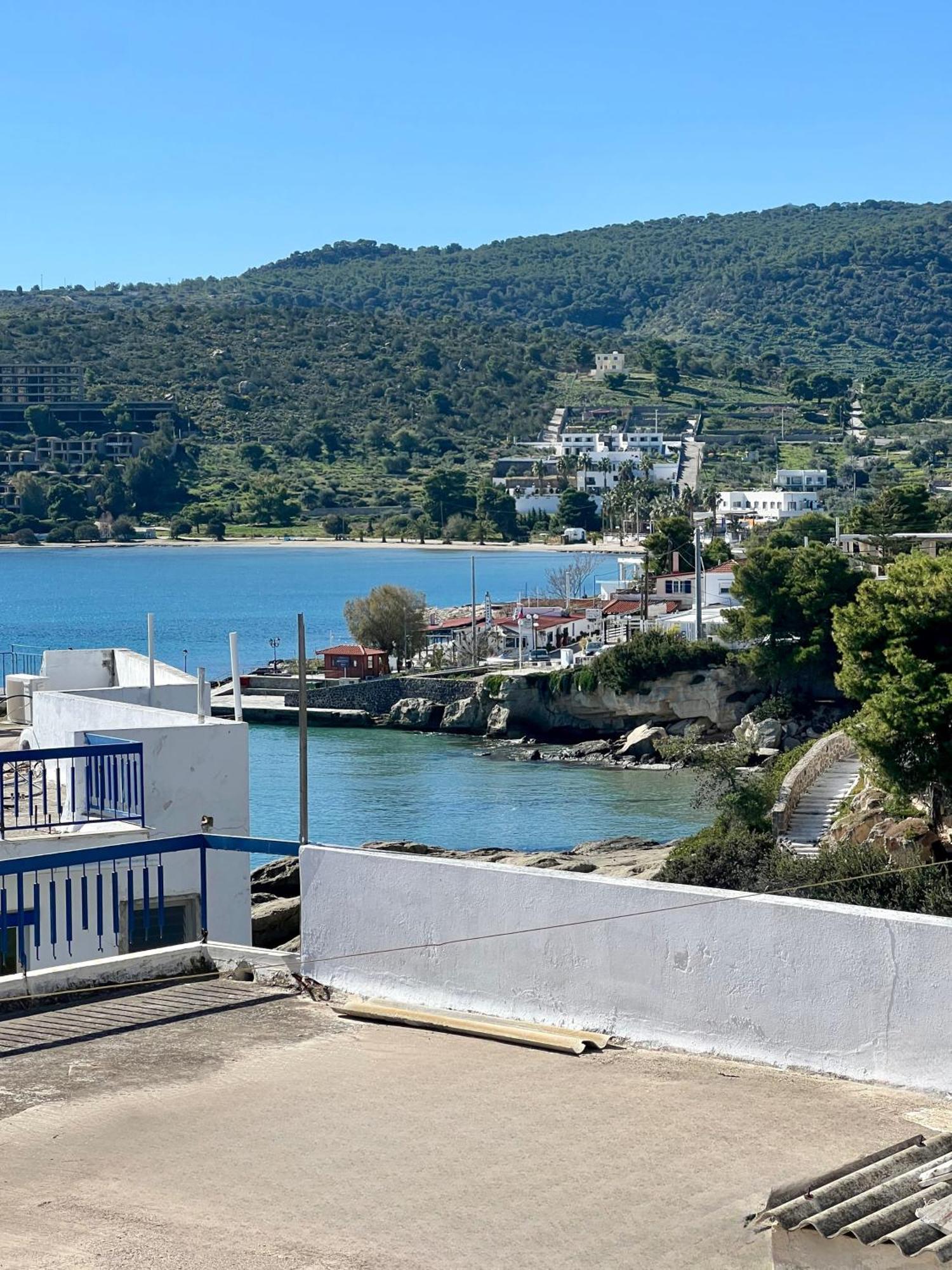 Kores Aegina Agia Marina (Aegina) Exterior foto